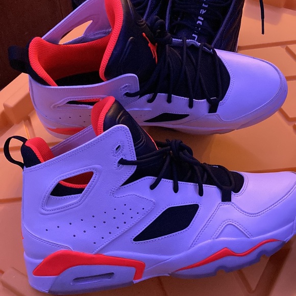 Jordan Pro Strong Black & White J’s ||| Jordan Flight Club ‘91 GS (Iced bottoms) - Picture 4 of 8